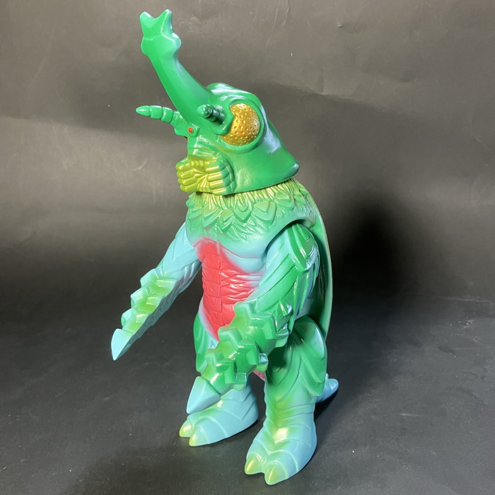 昭和のソフビ：マルサンブルマァクまつり2024夏」にマルサンから二大