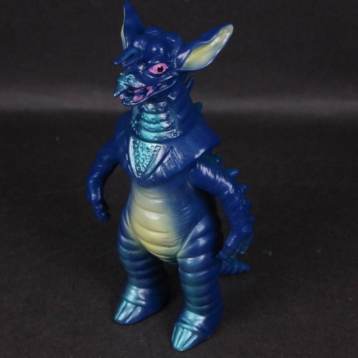 ブルマァク幻の金型から『流星人間ゾーン』の「ミドルゲルデラー」発売