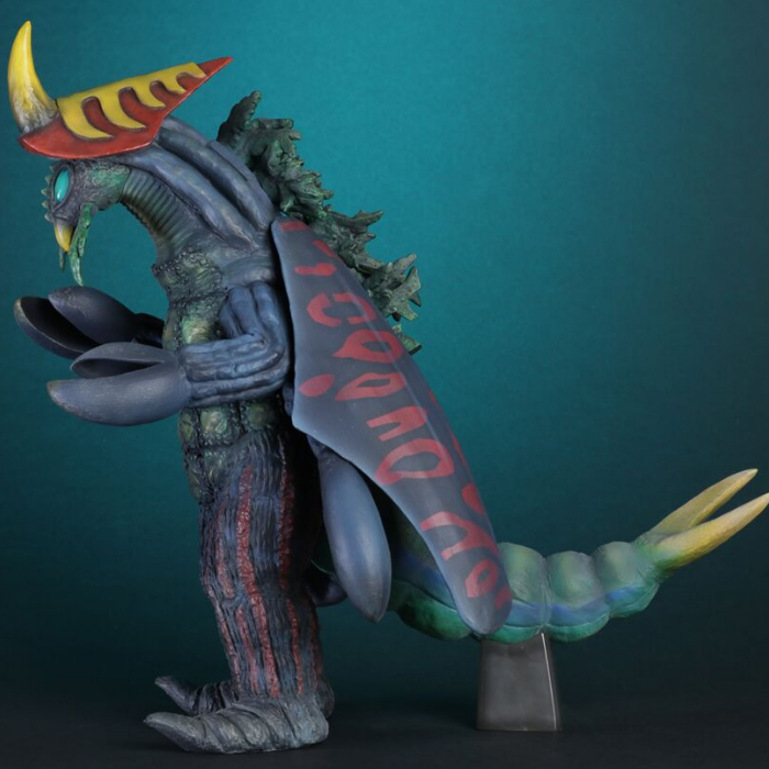 エクスプラスの「大怪獣シリーズ ホタルンガ」が「ナイトカラーVer