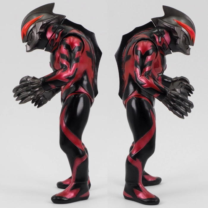 ブルマァク製「ウルトラマンゼロ」と「ウルトラマンベリアル」の