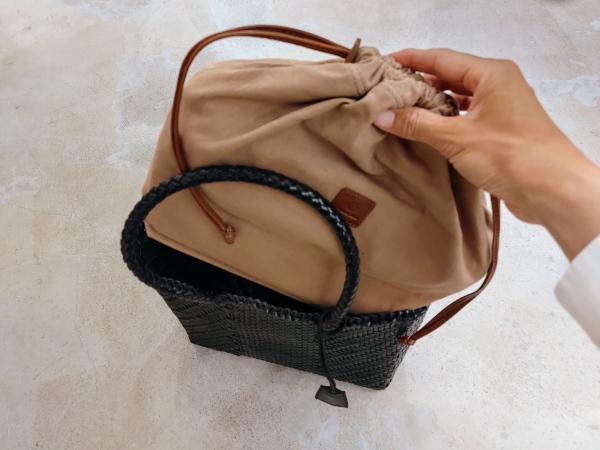 今の季節に持ちたい！レザーメッシュトート。 | sot（ソット）公式