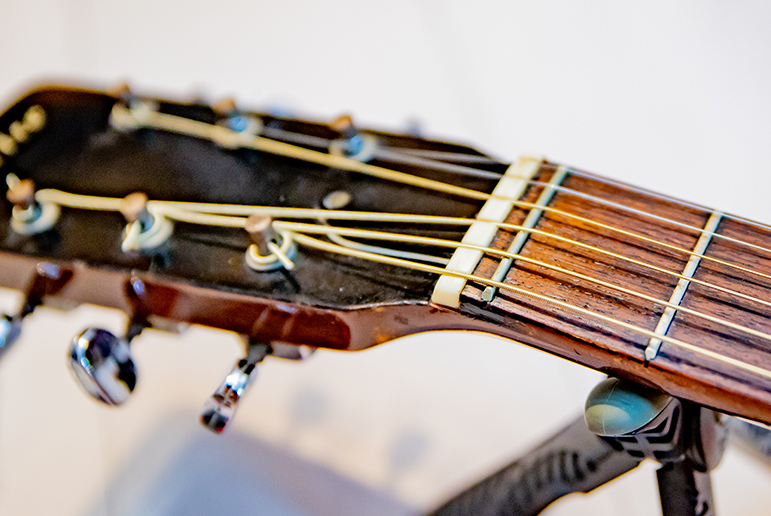 18】アコギを安く買ってメンテナンス！0フレット仕様アコギTakamine