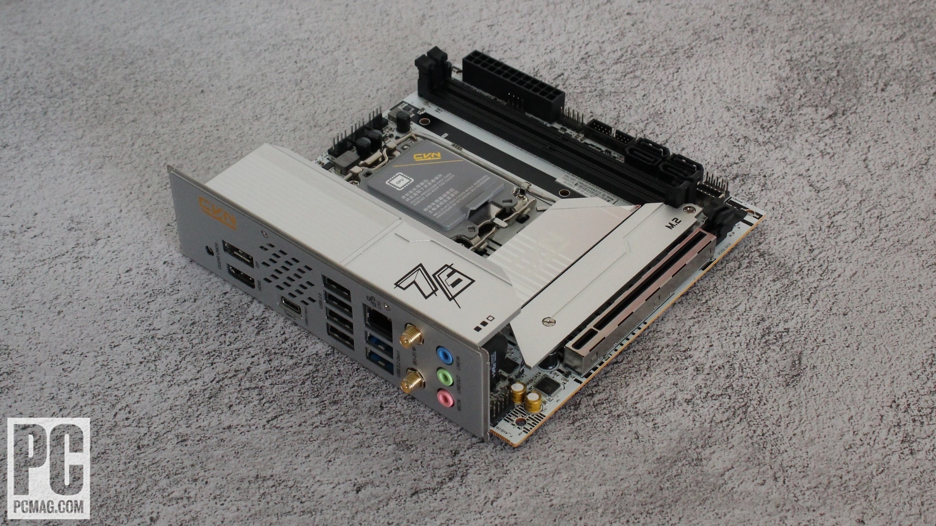 Colorful CVN B760I Frozen Wi-Fi D5 V20 - Review 2023 - PCMag