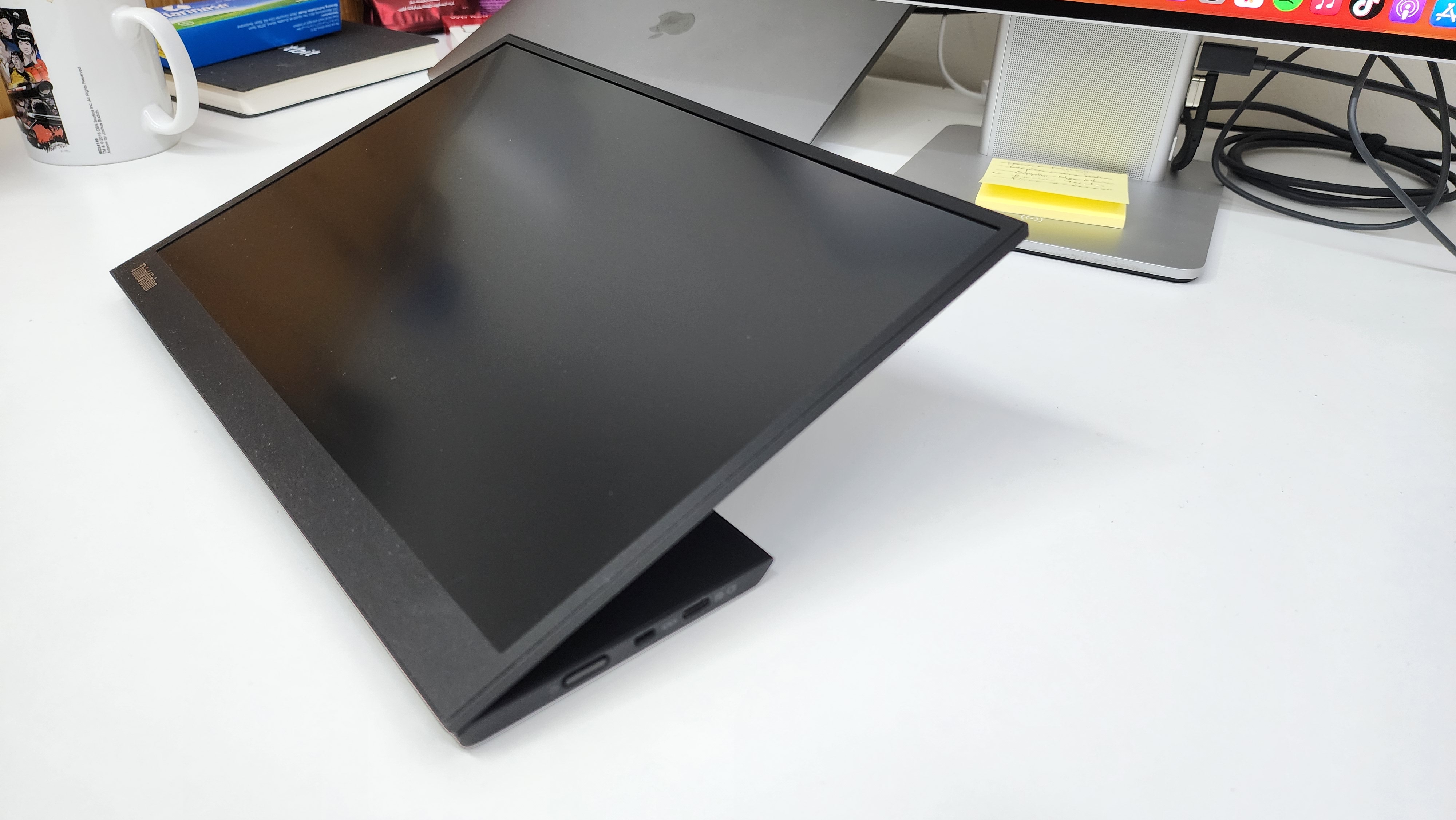 Lenovo ThinkVision M14d 保証あり中古 Amazon.com: ThinkVision M14t
