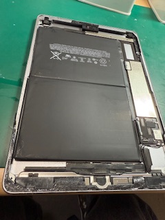 iPad 第5世代 バッテリー交換 - スマホラボ 【総務省登録修理業者