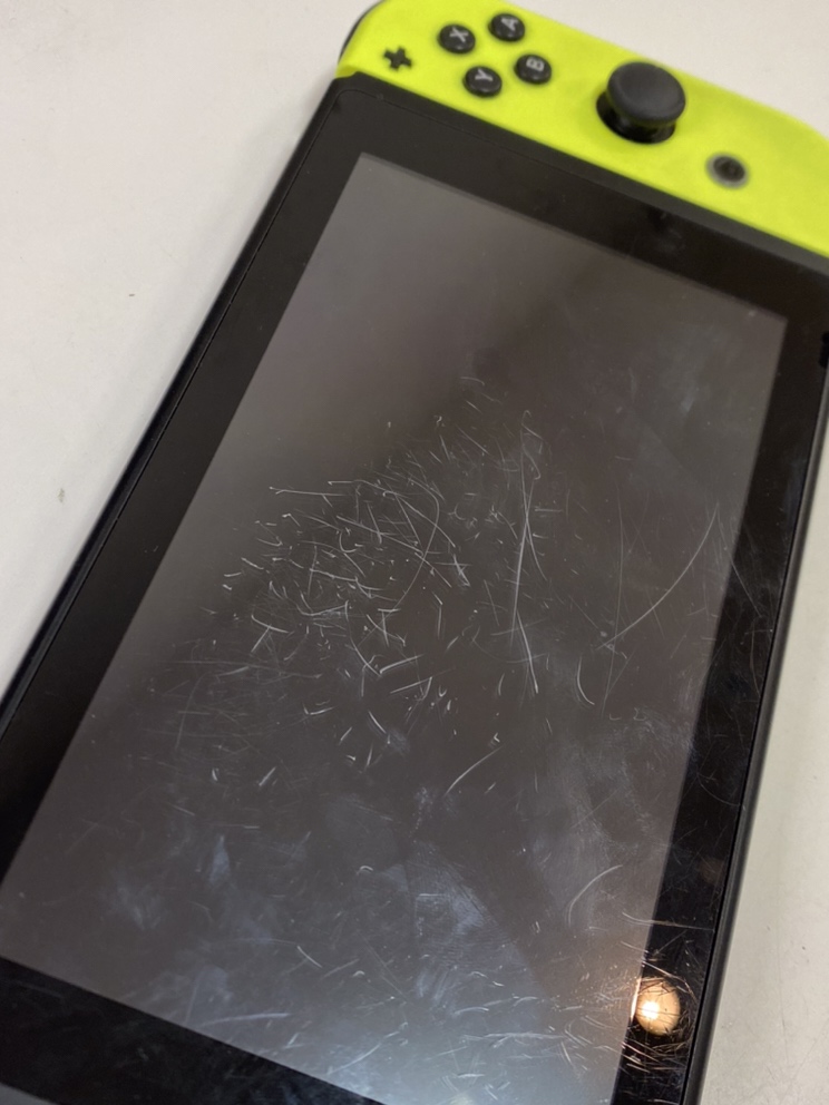 Switchのタッチパネルが傷だらけで映像が見づらい！ | スマホスピタル