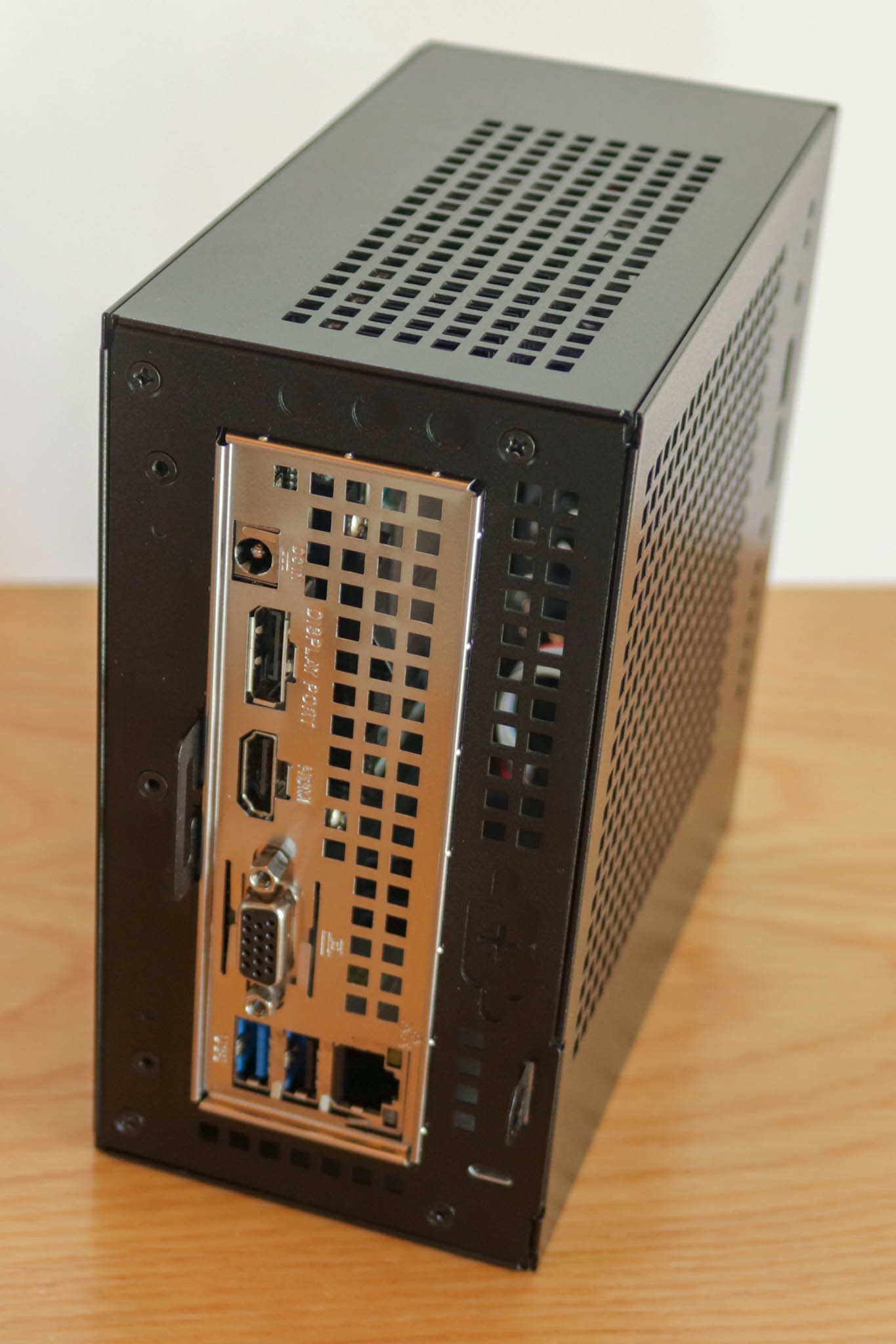 ASRock's DeskMini A300 – Finally! – SFF.Network | SFF.Network