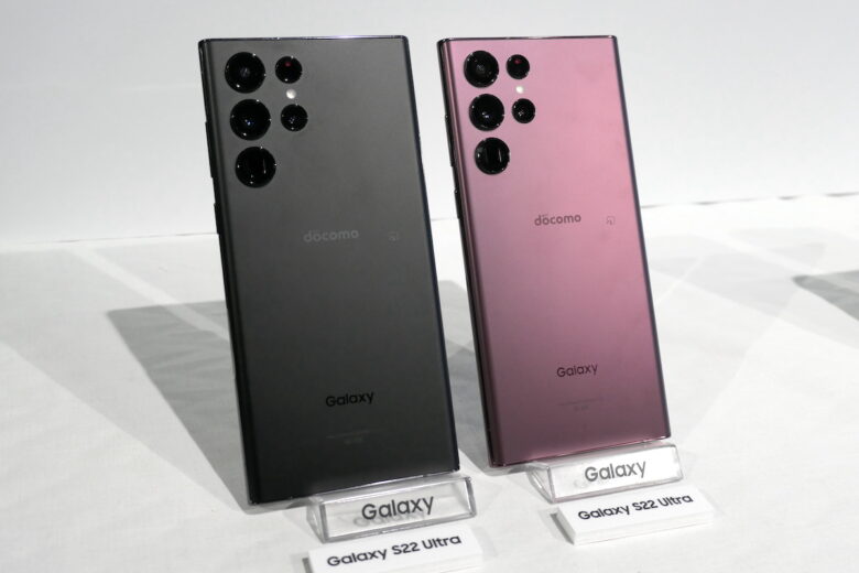Galaxy S22 Ultraの限定カラー！スカイブルーの購入レビュー。
