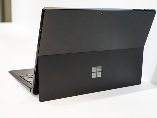 魅惑の黒。Surface Pro6 / Laptop2 ハンズオンレビュー - すまほん!!