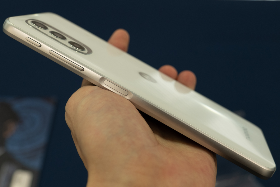 モトローラ、「moto g52j 5G」一部製品の無償修理を案内。指紋認証の