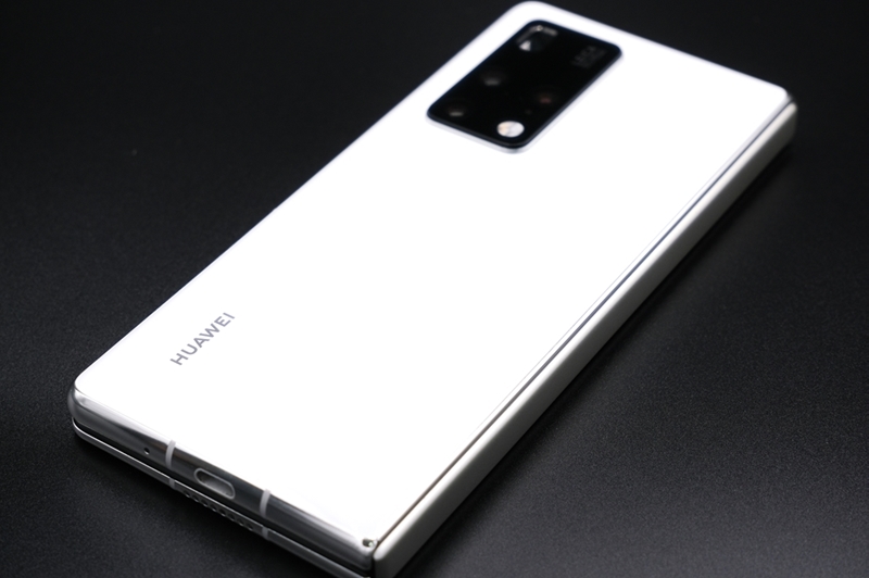 折りたたみスマホ最高峰と名高い「HUAWEI Mate X2」を実際に使ってみて