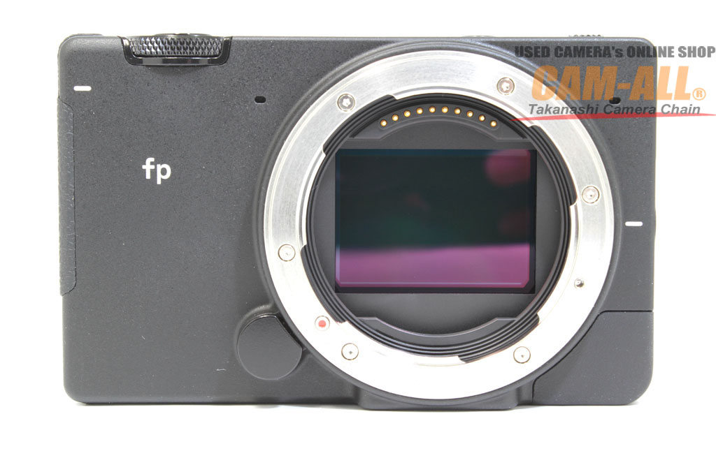 中古 シグマ fpボディ（バッテリー2個、バッテリーチャージャー付