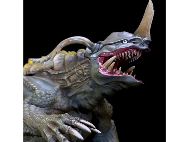 海洋堂高知【未塗装・組み立てキット】ネロンガ（シン・ウルトラマン