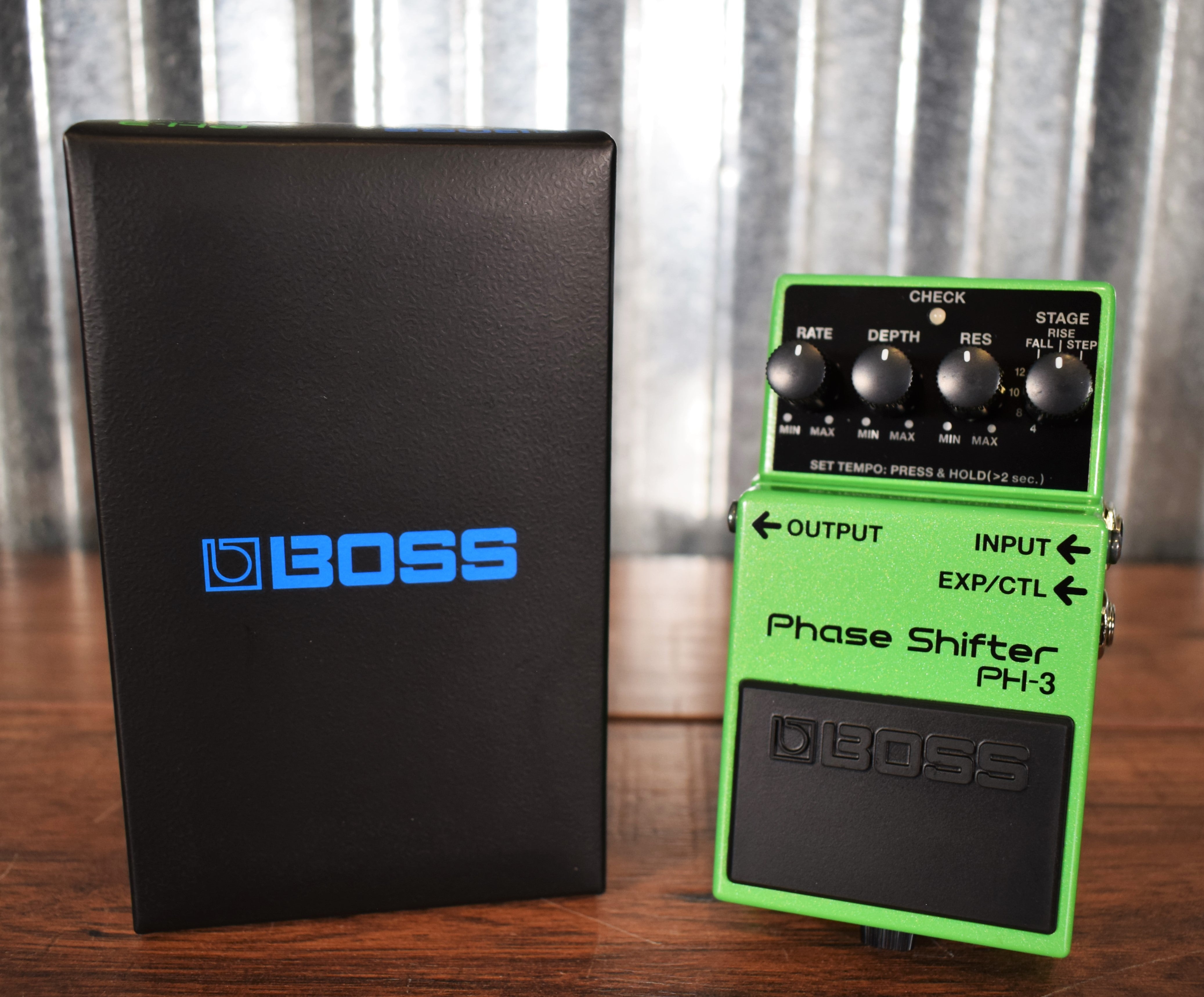 Boss PH-3 Phase Shifter Guitar Effect Pedal – Specialty Traders