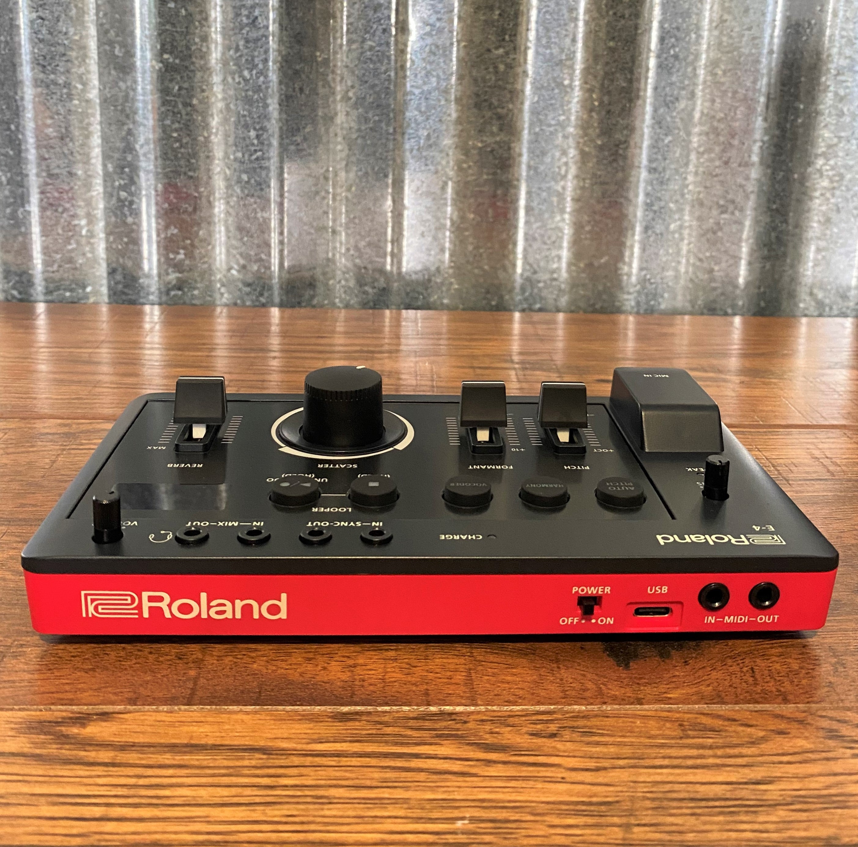 Roland E-4 AIRA Compact Voice Tweaker Vocal Looper Harmonizer