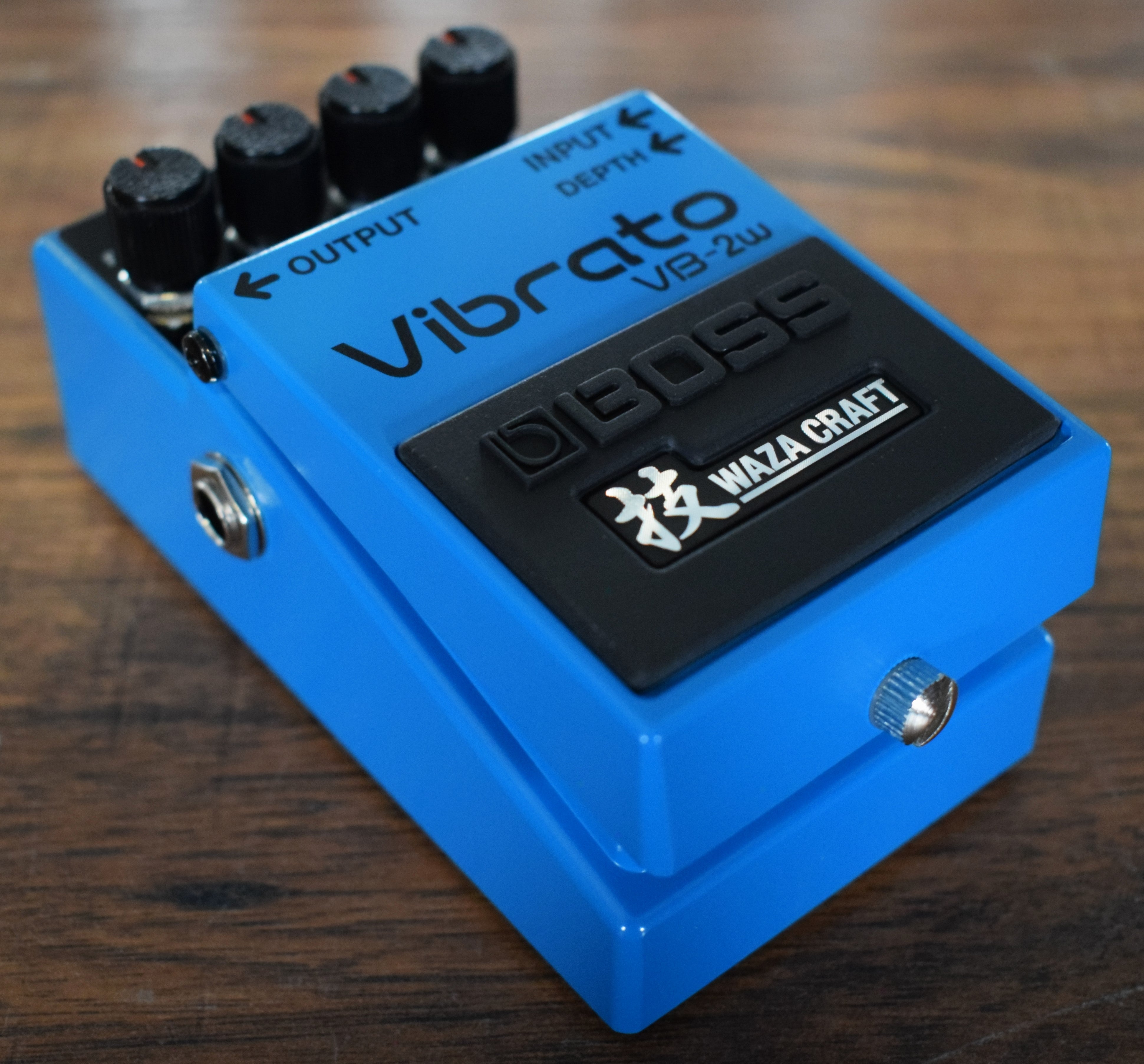 Boss VB-2W Waza Craft Vibrato Guitar Effect Pedal – Specialty Traders