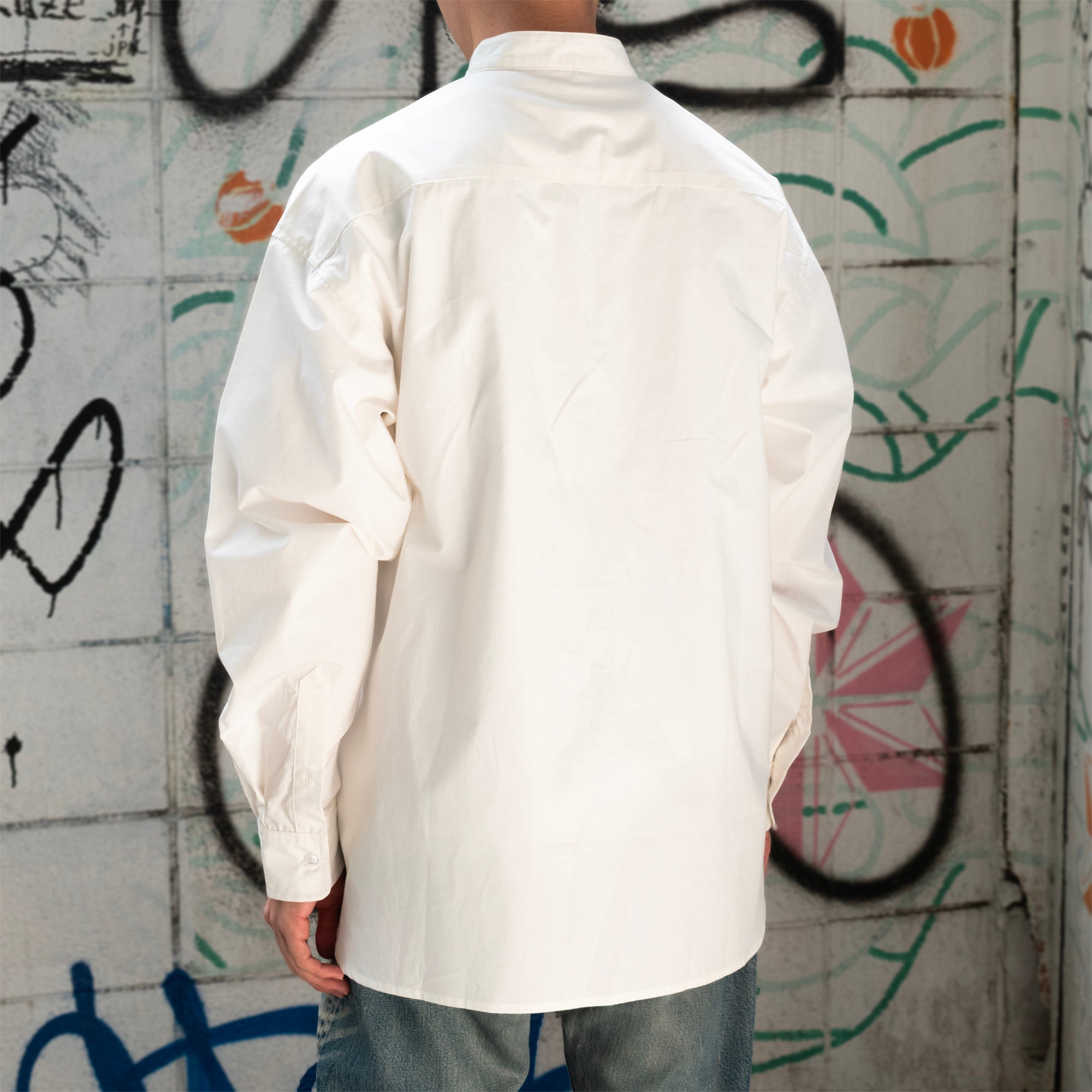 スタンドカラーシャツ – SPITZ,NOW! 〜ロック大陸の物語展〜 ONLINE STORE