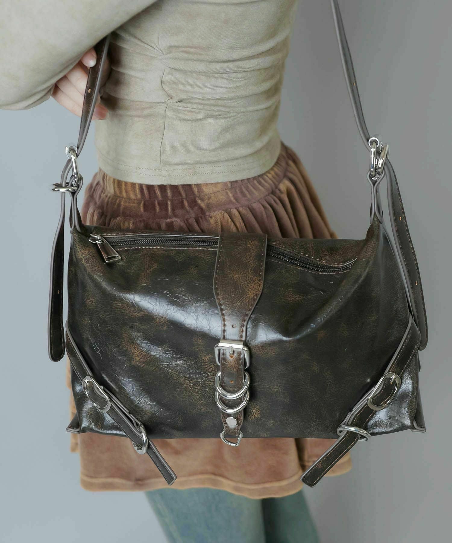 フェアリーグランジのヴィンテージ加工バッグ|SPINNS公式通販