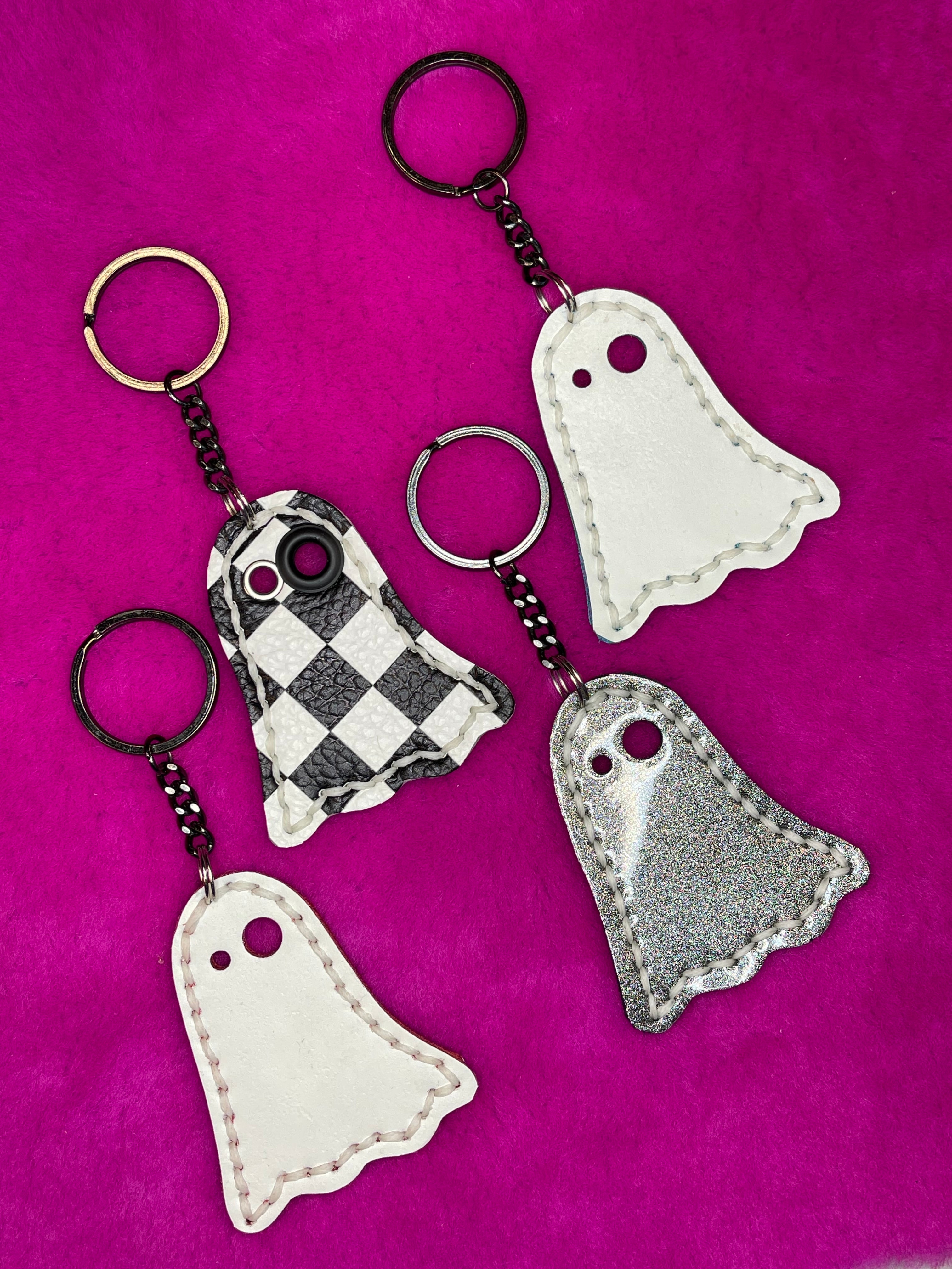 Ghost keychains! Glow in the dark spooky boys! – Sweeet Bippy!