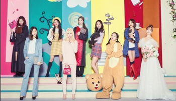 CDJapan : TWICE DOME Tour 2019 Exclusive Collectibles [Proxy Pickup]