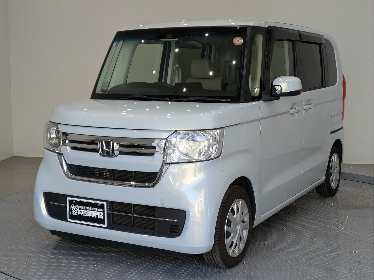 N-BOX L・ターボ プレミアムサンライトホワイト・パールの在庫情報