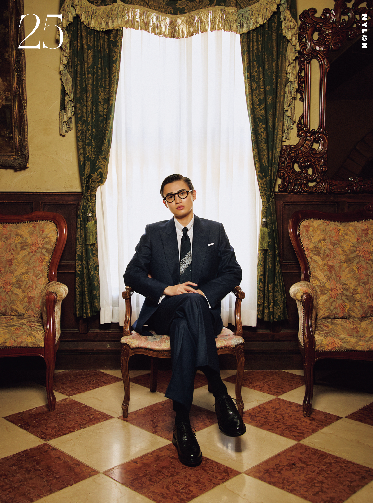 FASHION] 祝・25歳 俳優《西垣匠》の“今”を凝縮した超豪華な丸ごと一冊