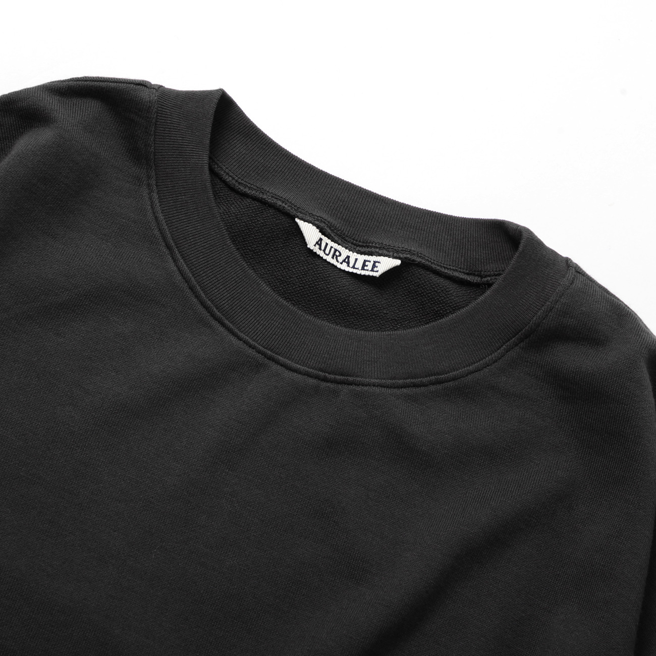 極上の素材感『AURALEE / オーラリー』のスウェット・パーカーのご紹介