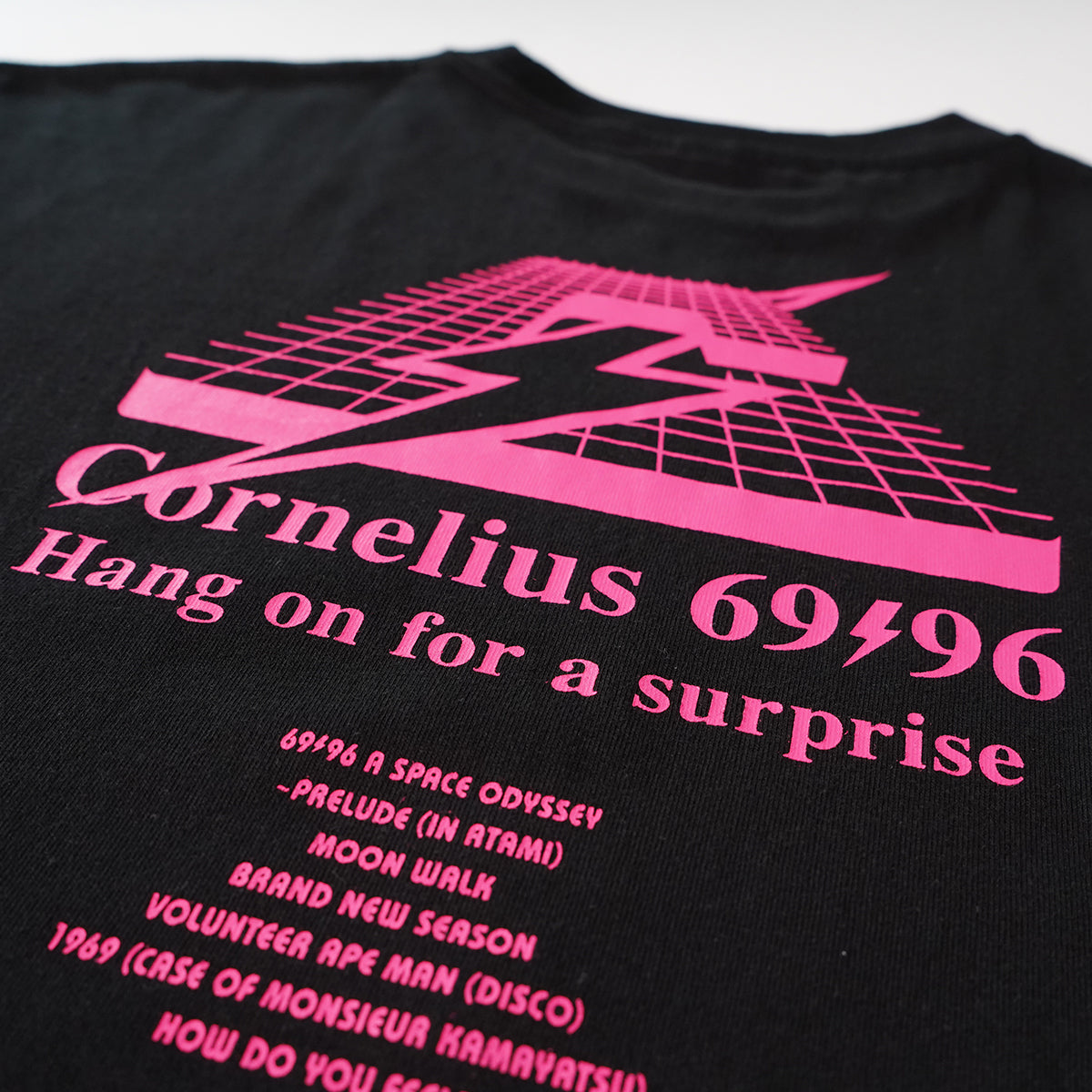 69/96 T-shirt – ワーナーミュージック・ストア