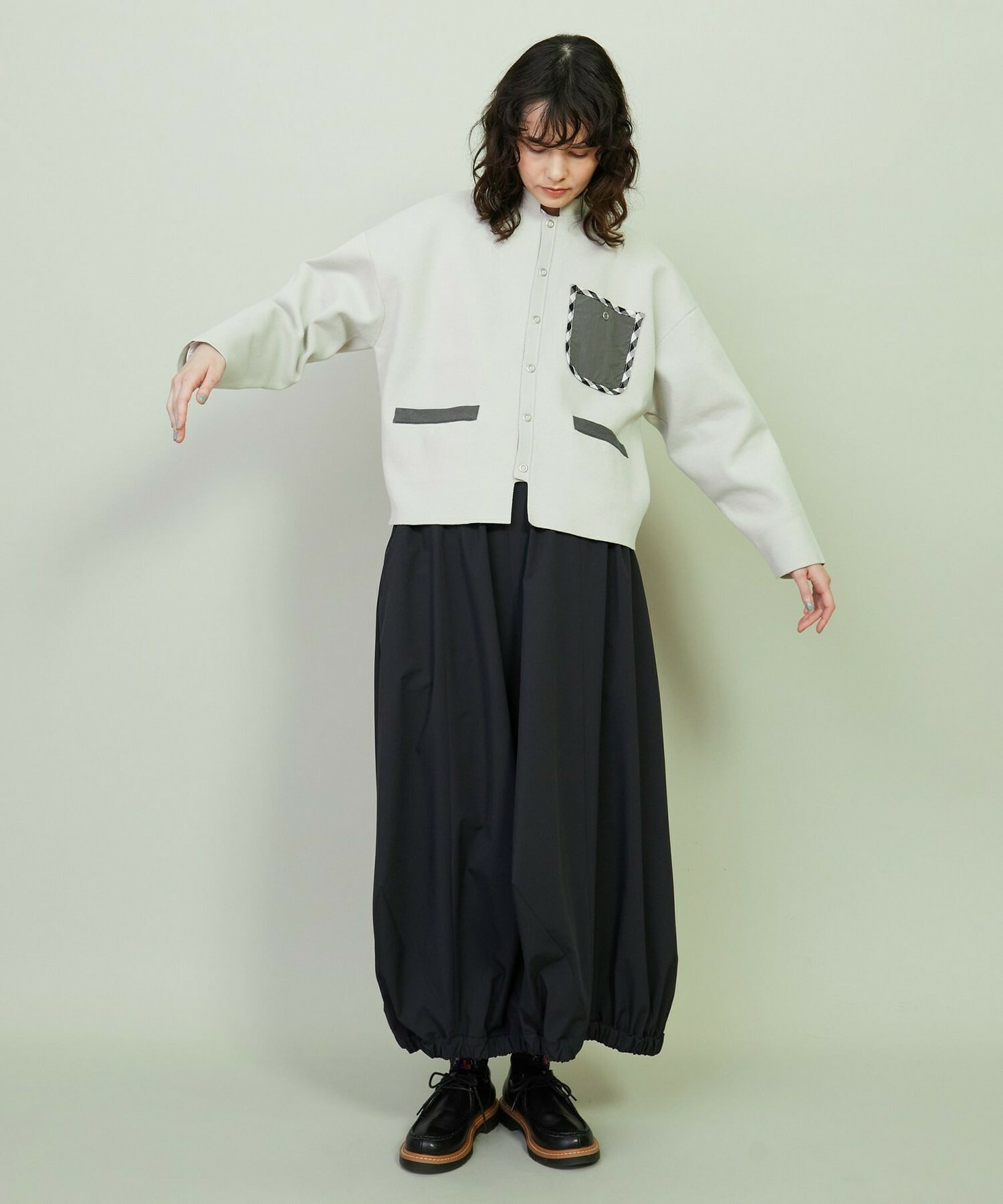 Bibiy. アートプリント カーディガン Bibiy. アートプリント