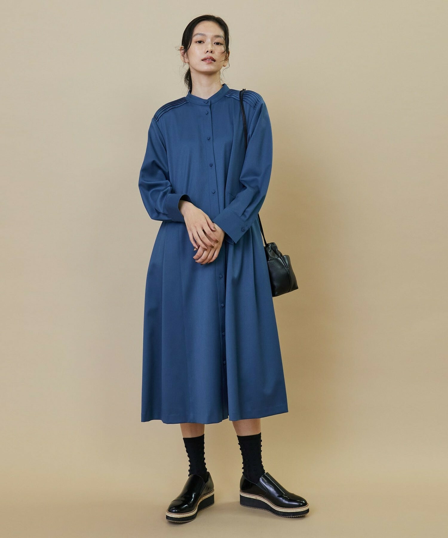 ウールサテンワンピース｜BIGI online store - ビギ オンラインストア