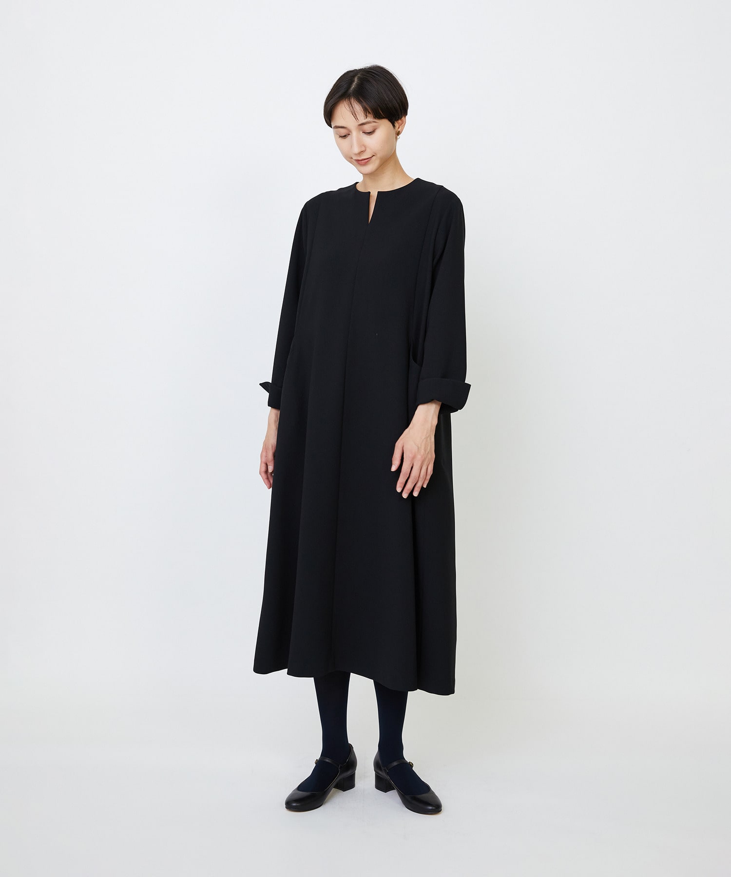 エコダブルクロスキーネックワンピース｜BIGI online store - ビギ