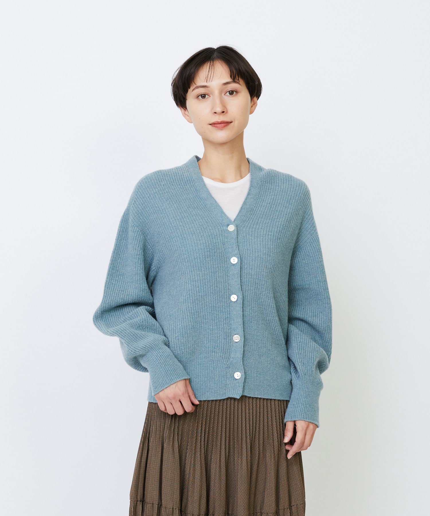 ラムウール片畦ショートカーディガン｜BIGI online store - ビギ