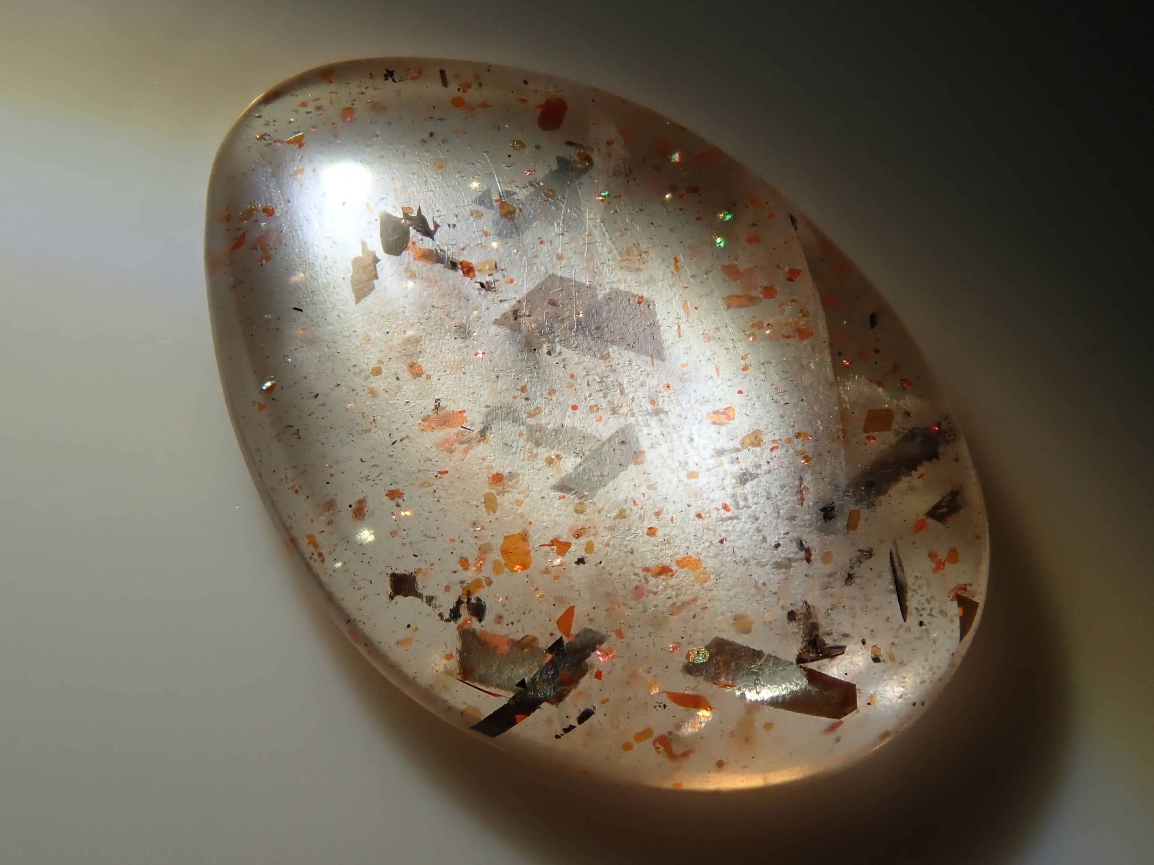 オーストラリア産レインボーラティスサンストーン 1.746ctルース