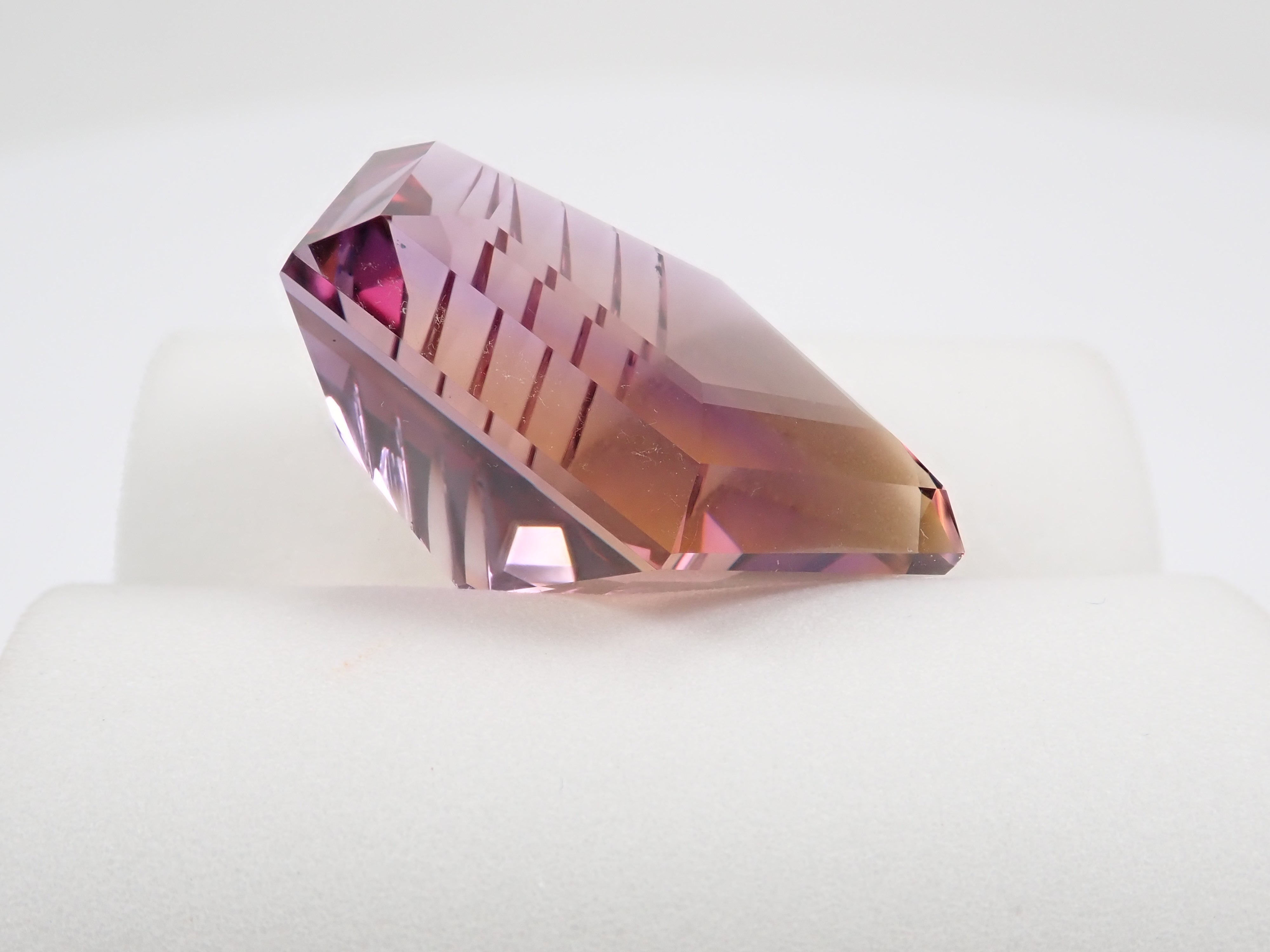 438 14kgf宝石質ビアクォーツ・クリスタル・アメトリンのチャーム他