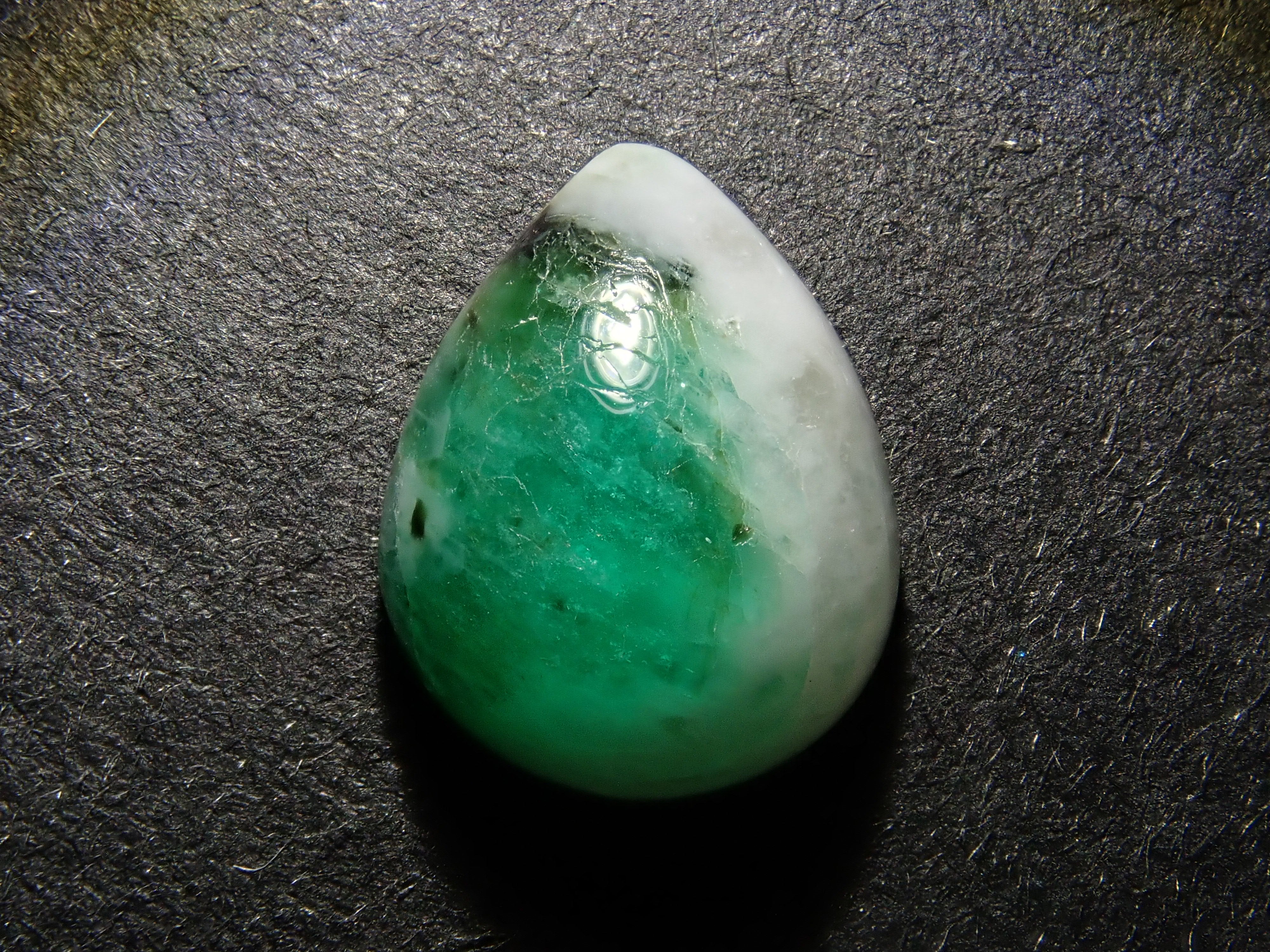 ブラジル産エメラルドインクォーツ 2.358ctルース