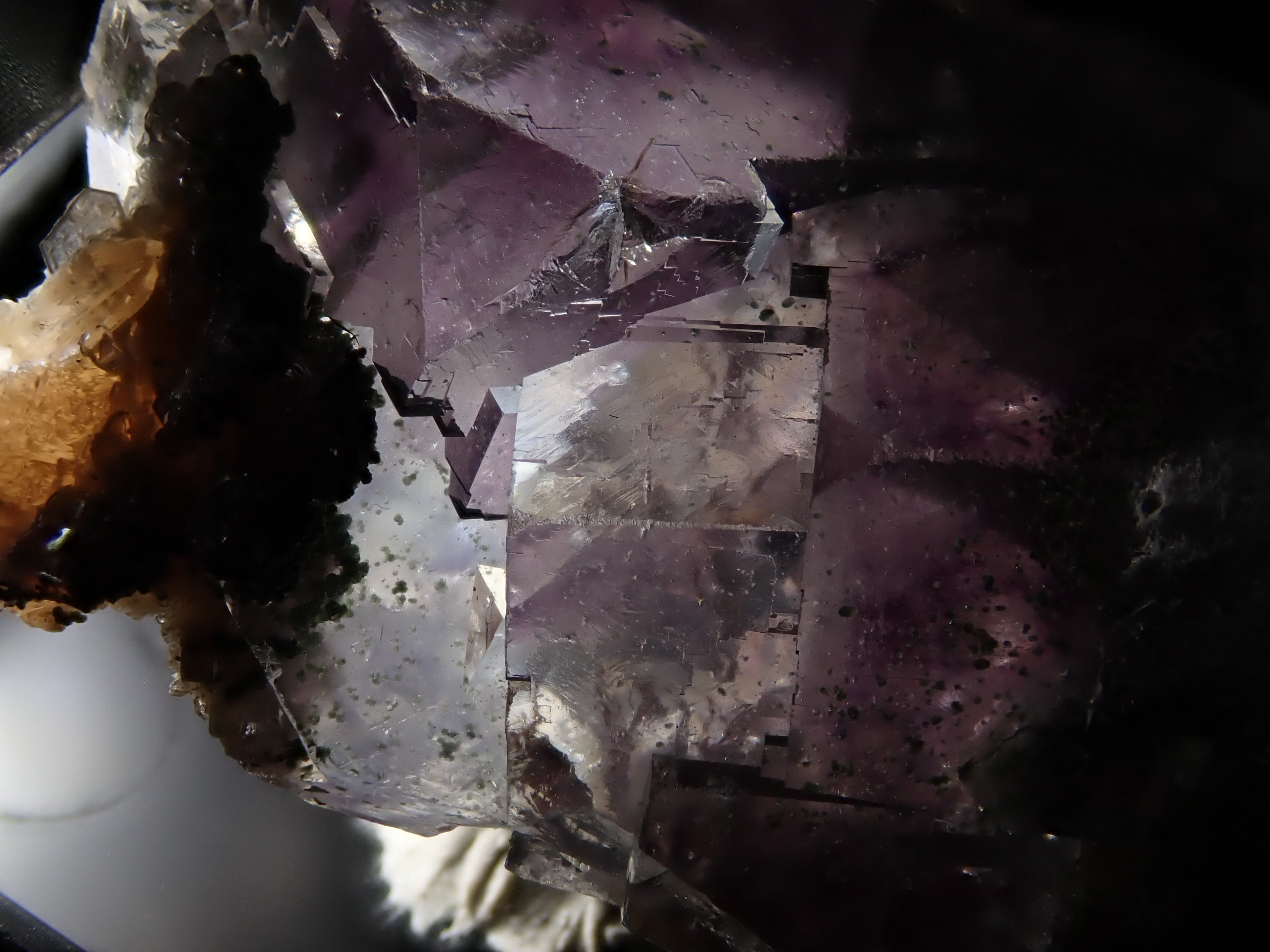 フローライト 72.518ct原石