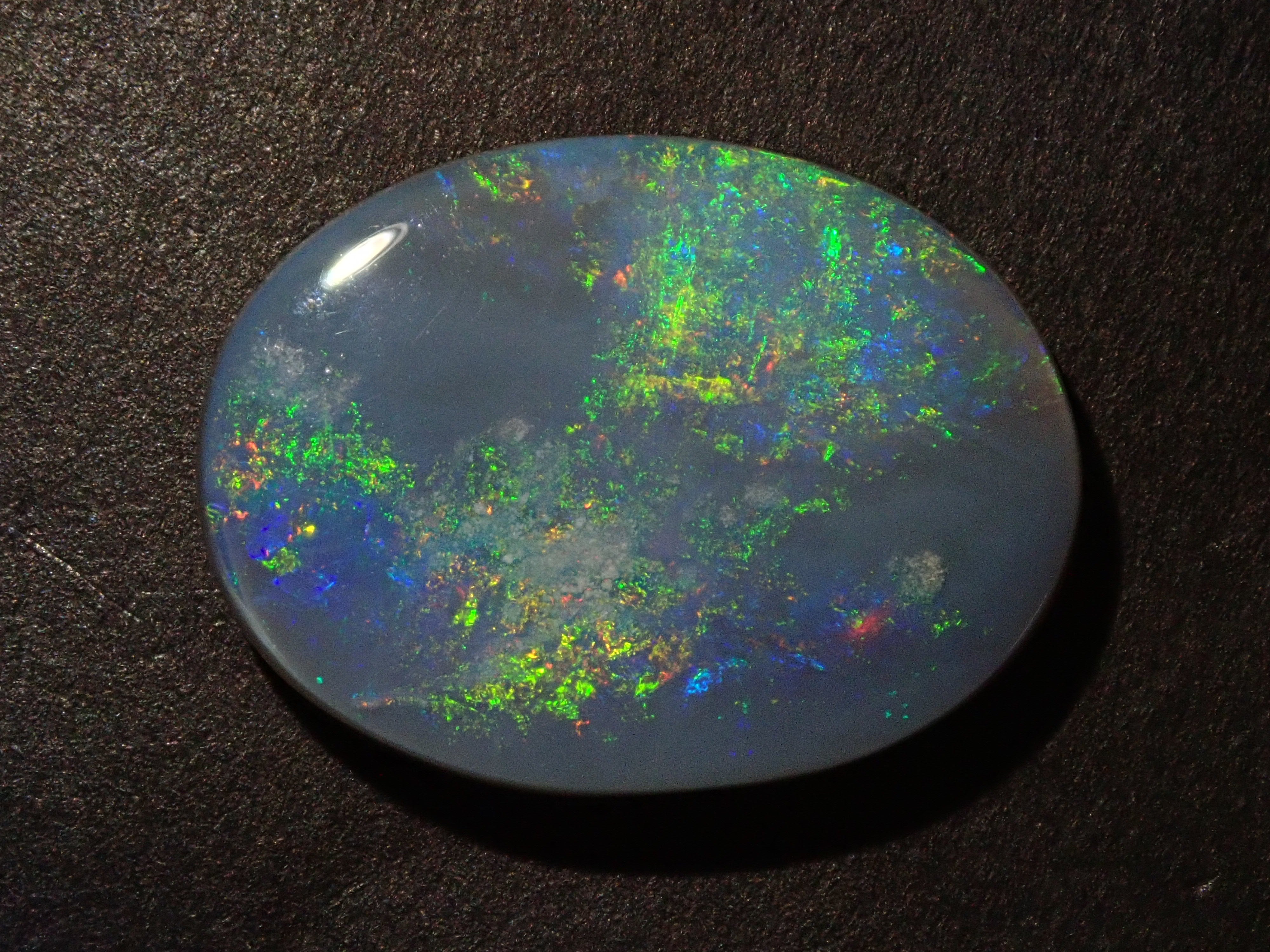 オーストラリア産ブラックオパール 6.560ctルース 鑑別書