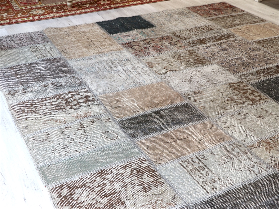 キリムスタイル / リサイクルパッチワークラグ トルコ製・オーバーダイ