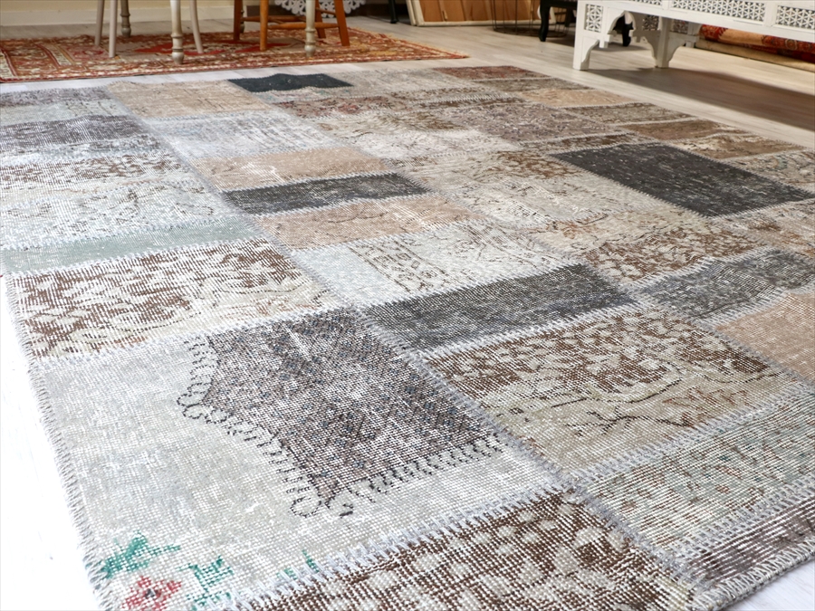 キリムスタイル / リサイクルパッチワークラグ トルコ製・オーバーダイ