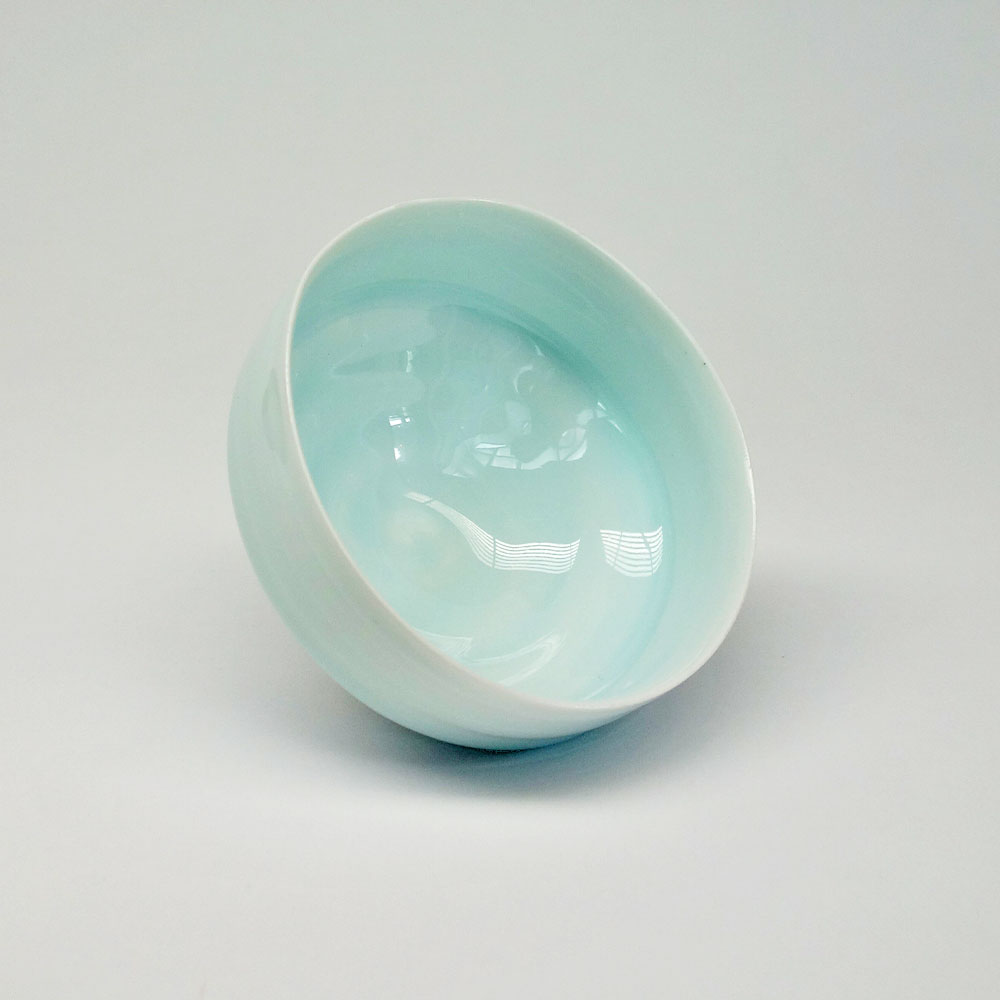 加藤委】青白磁小鉢 ” b ” – 工房イクコオンラインショップ