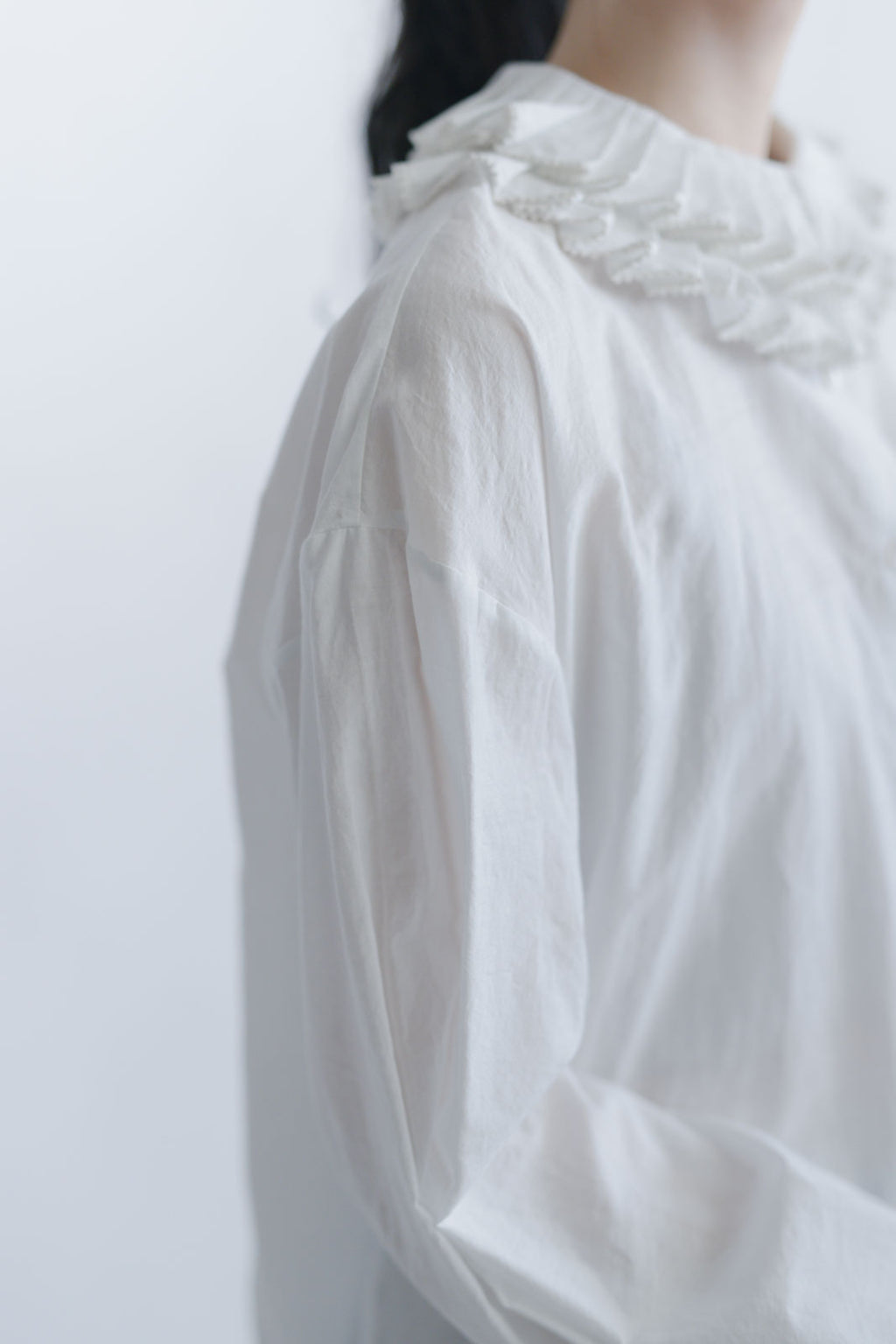 BUNON フリルカラーブラウス パステルイエロー ｜くらすこと公式