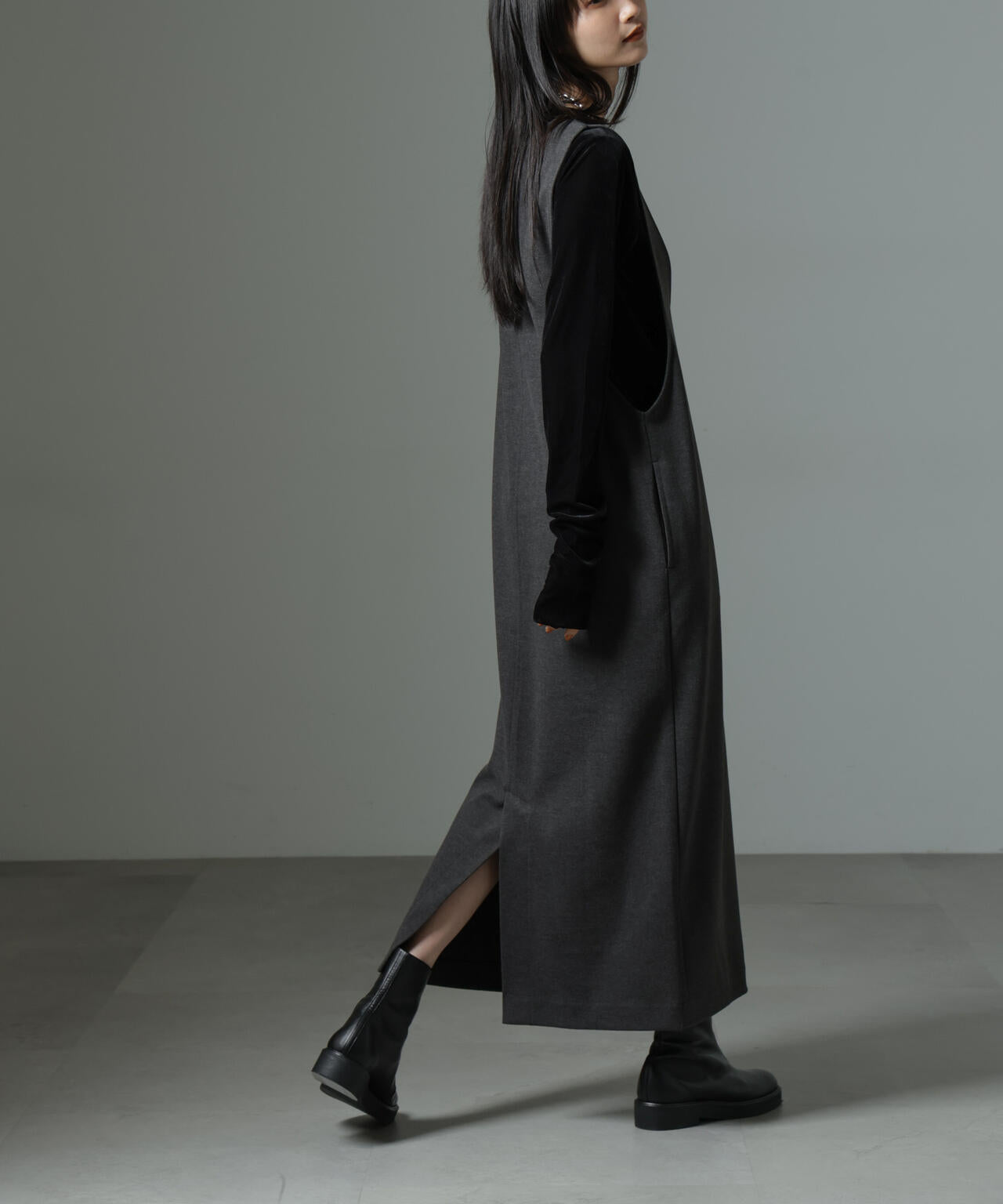 前後2way クルーネック ストレートライン ジャンスカ