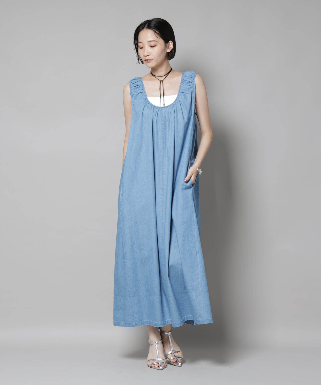 ギャザー デザイン フレア デニムワンピース