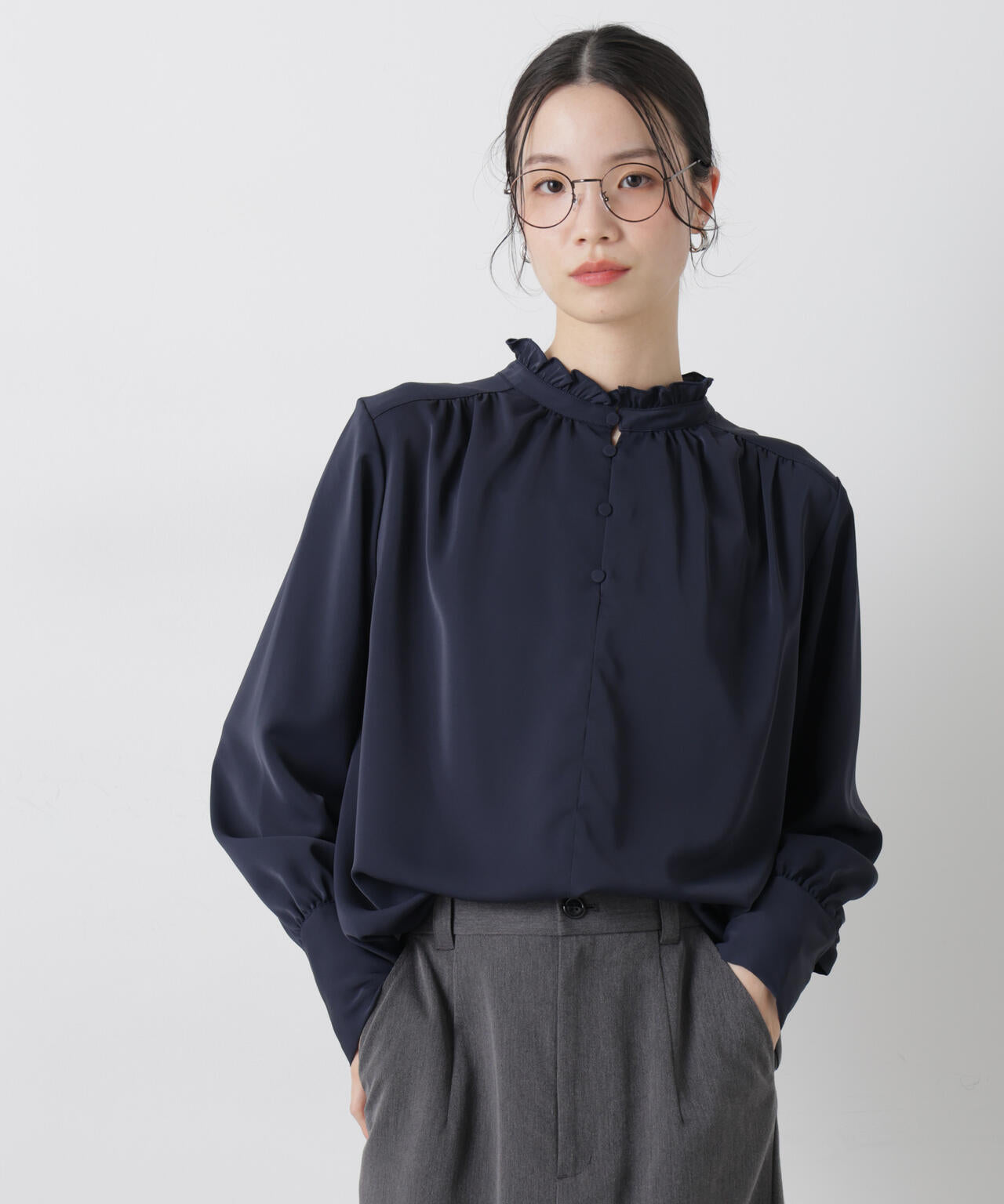 前後2way スタンドカラー ギャザー ブラウス