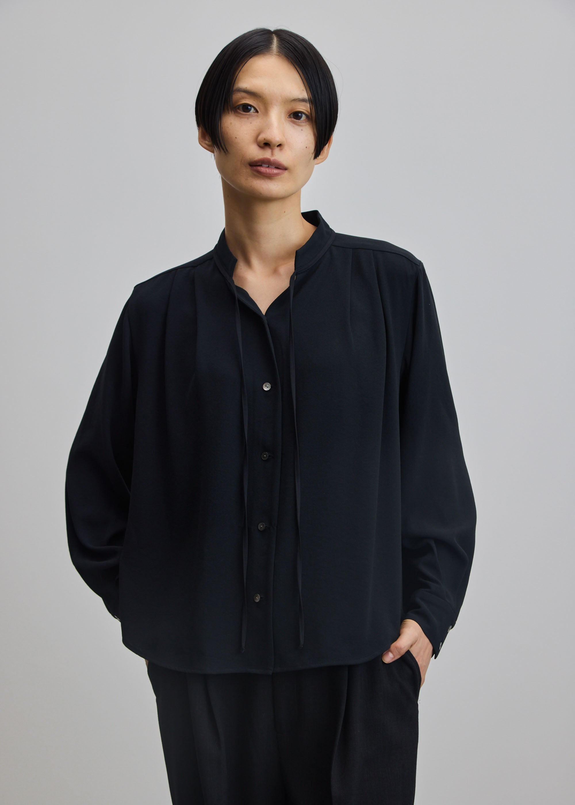 ジョーゼットリボンブラウス - SOÉJU online store｜上質な大人の女性