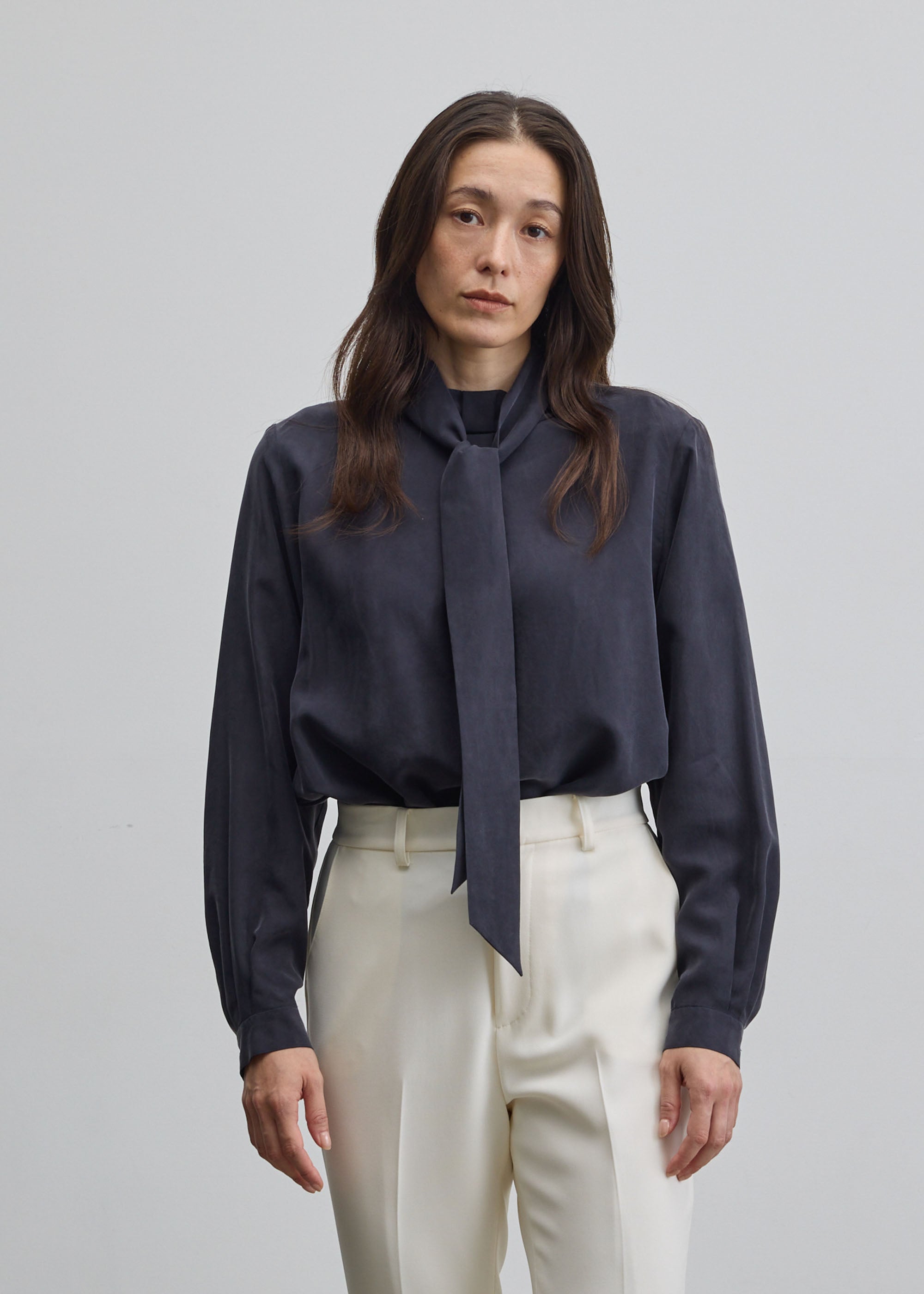 シルクボウタイブラウス - SOÉJU online store｜上質な大人の女性の