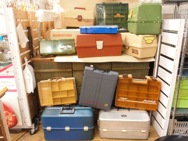 80年代 オールドタックルボックスいっぱい入荷しました | ランブル