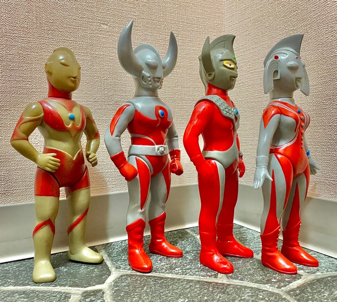 昭和のソフビをリスペクト ハンサムタロウエム製ウルトラマンタロウ