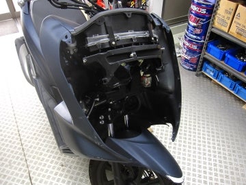 ホンダ PCX125 JF81 高額な純正LEDヘッドライト | Sae's Café ばいく屋