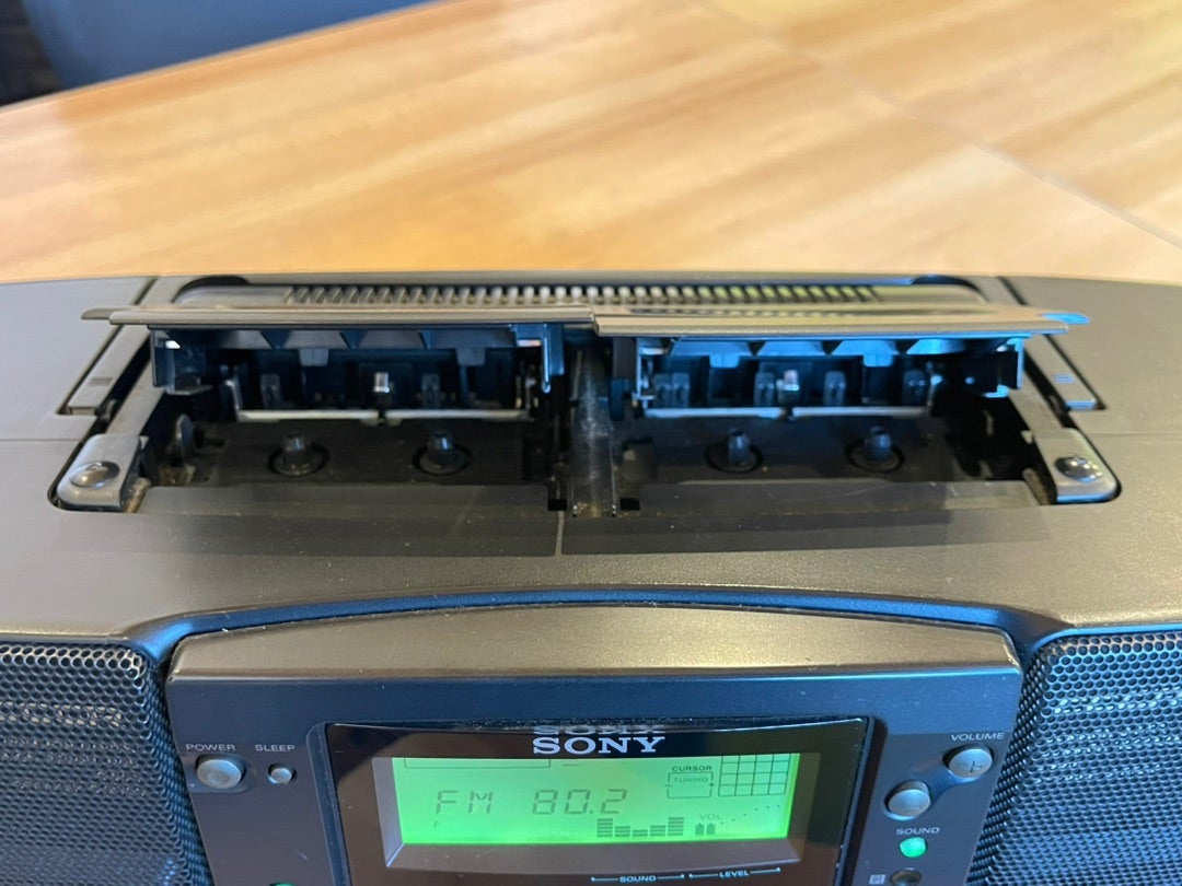 バブルラジカセ ソニーソナホーク ZS-6 | クラフトスクエア自動車整備実積